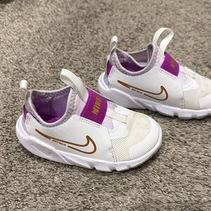 Nike Toddler Girl White and Pink Sneakers with Gold Swoosh